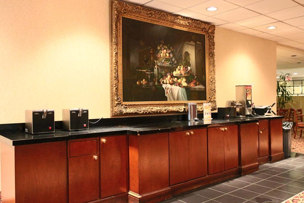 Ramada Plaza By Wyndham Atlanta Downtown Capitol Park Hotel Kültér fotó