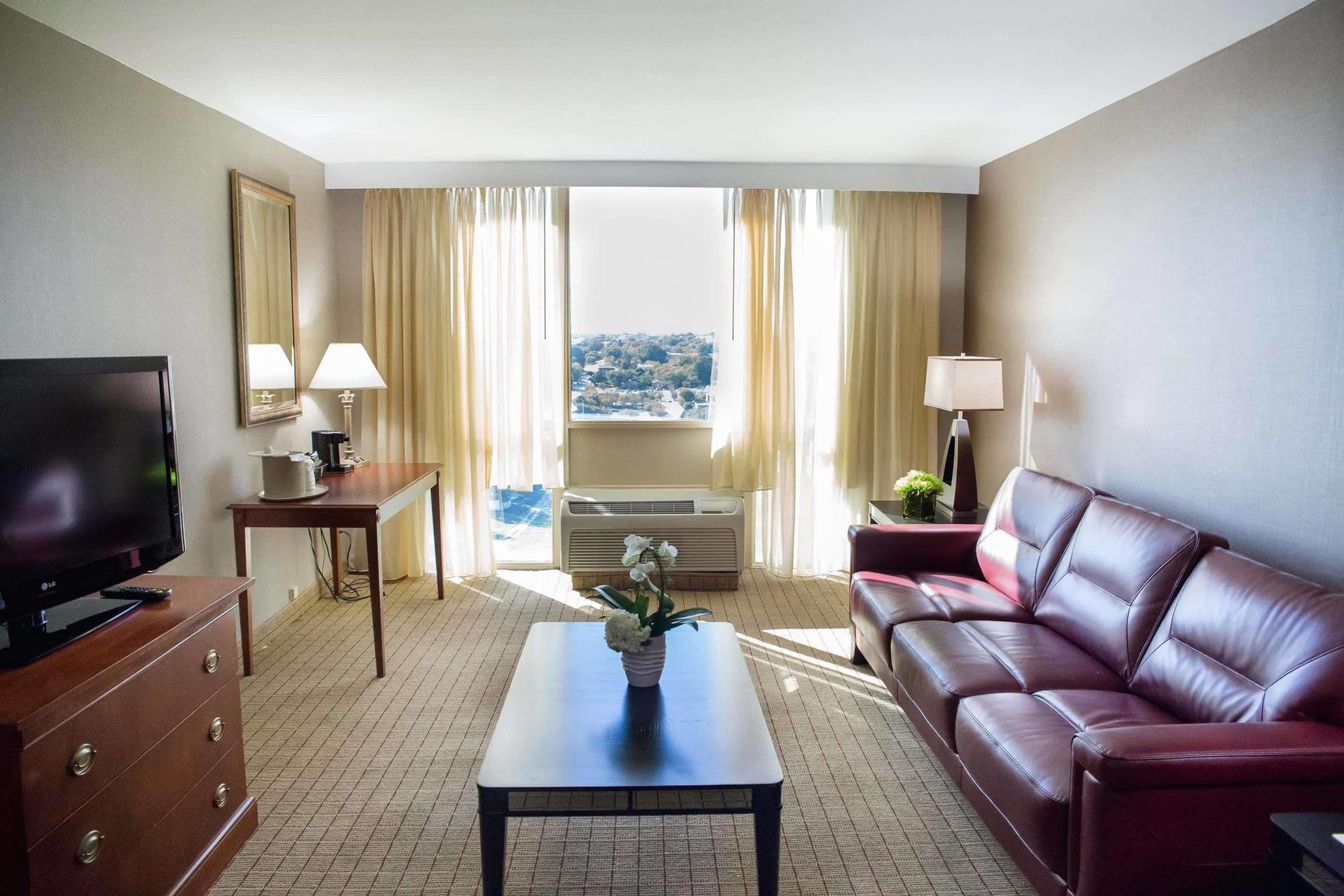 Ramada Plaza By Wyndham Atlanta Downtown Capitol Park Hotel Kültér fotó