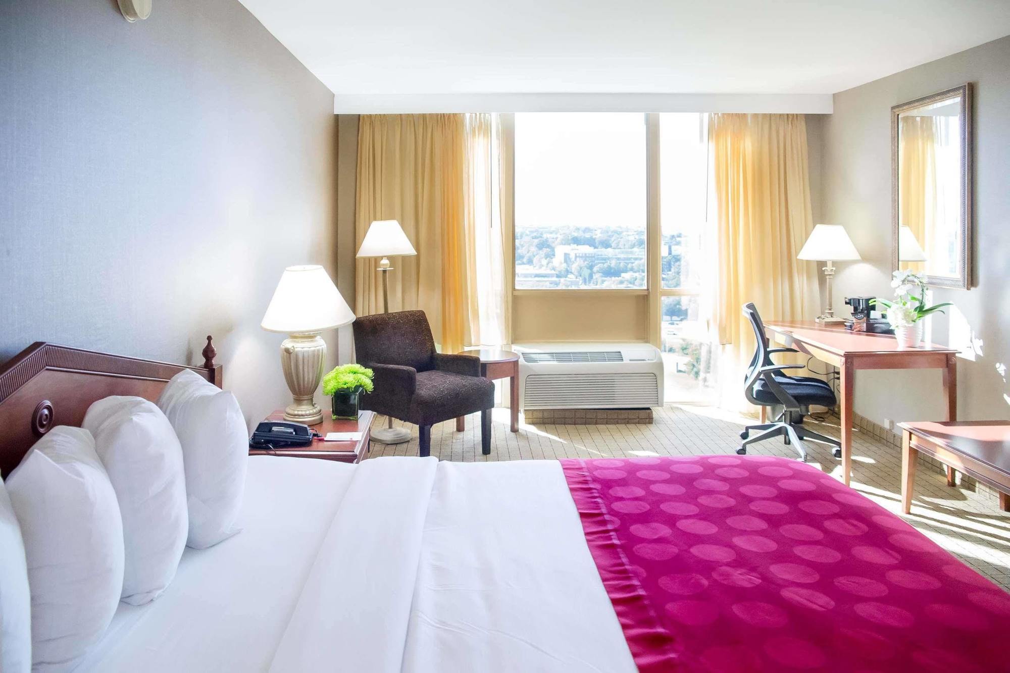 Ramada Plaza By Wyndham Atlanta Downtown Capitol Park Hotel Kültér fotó