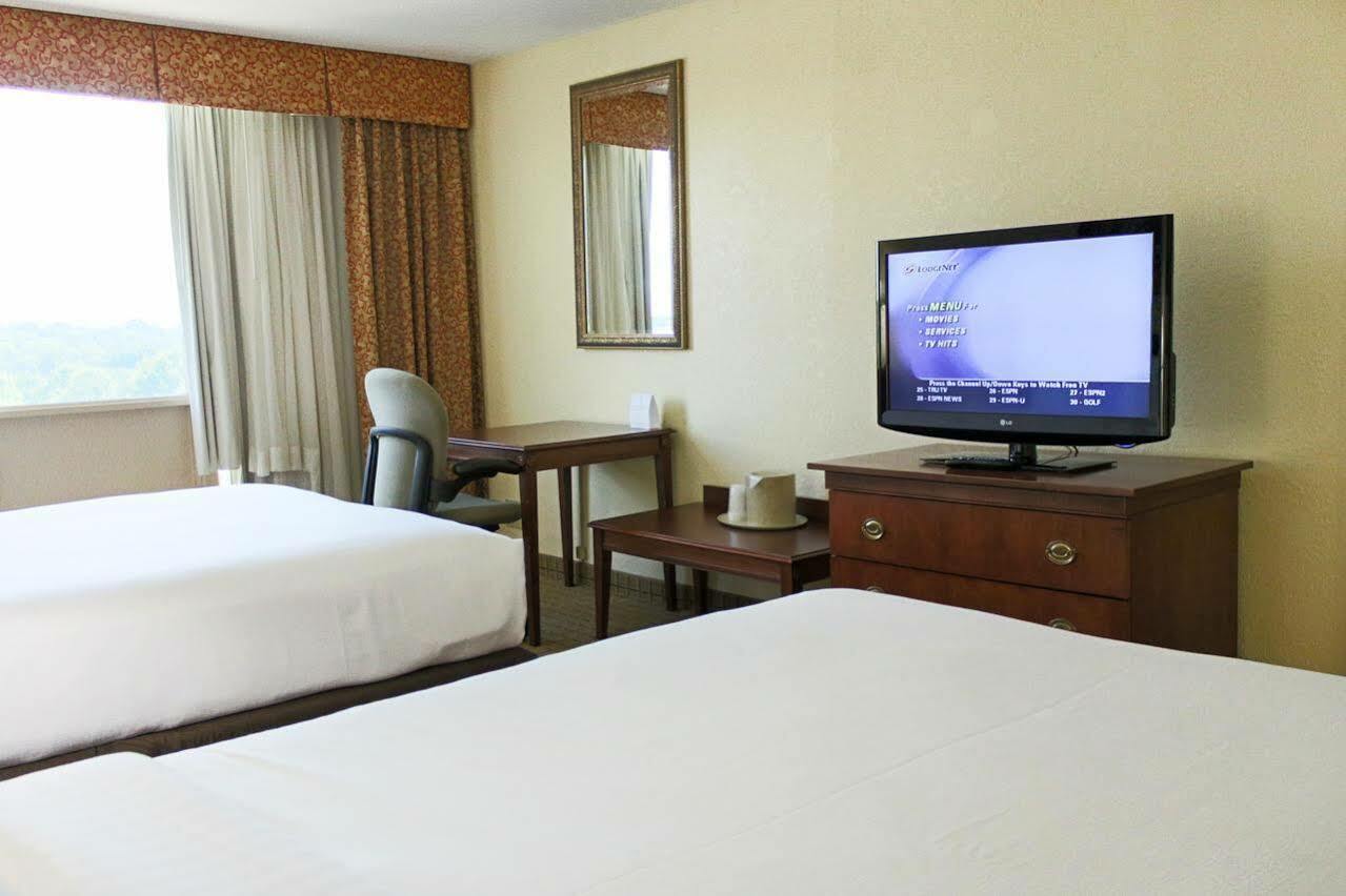 Ramada Plaza By Wyndham Atlanta Downtown Capitol Park Hotel Kültér fotó